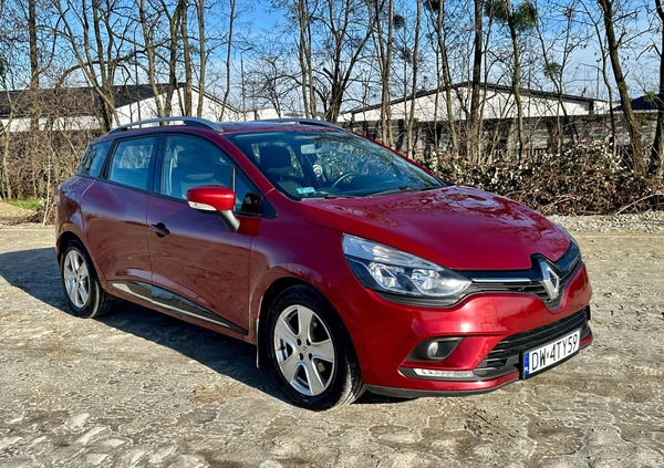 Renault Clio cena 30800 przebieg: 130000, rok produkcji 2017 z Wrocław małe 667